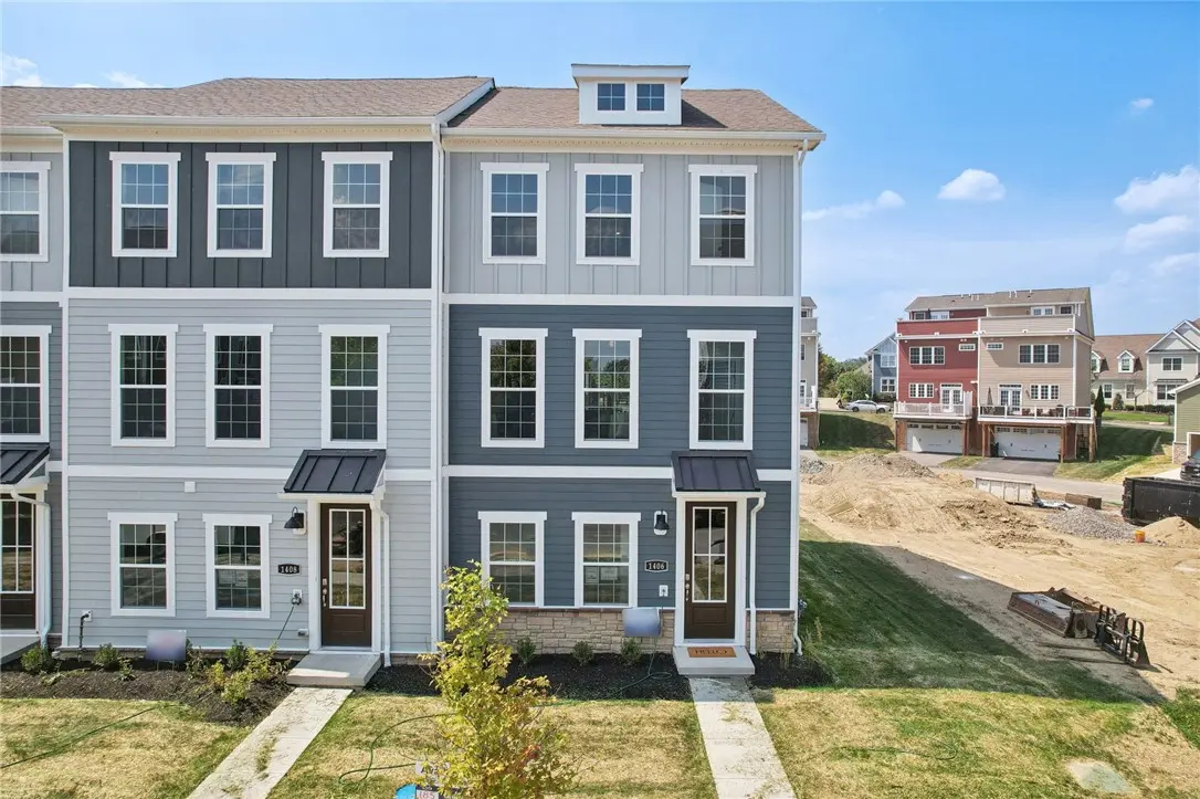 401 N Harmon Court