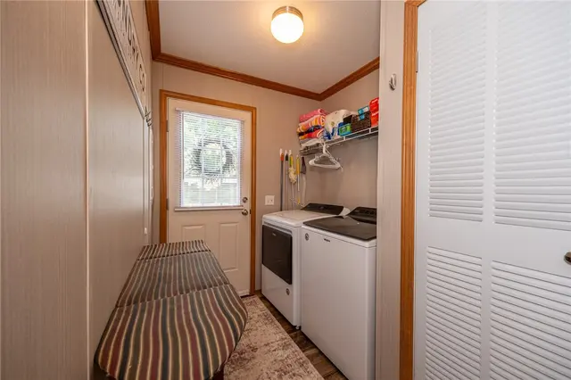 401 Sunny Dale Dr gallery image 23