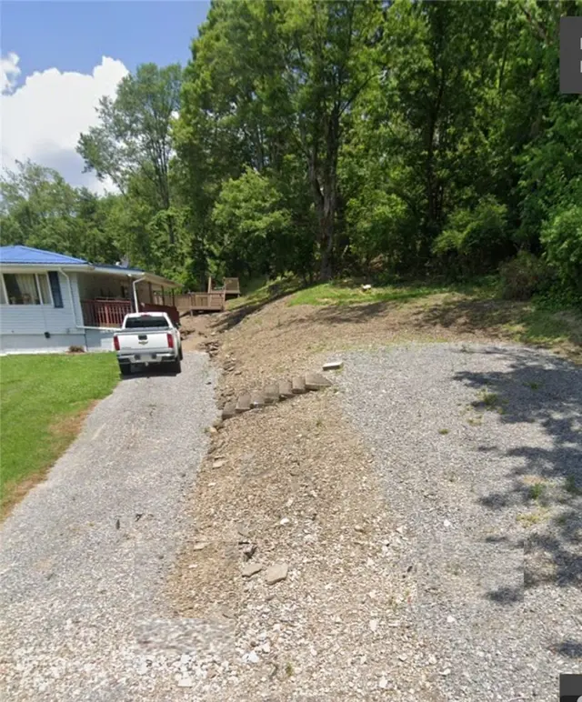 4013 Ridgemont Dr gallery image 11
