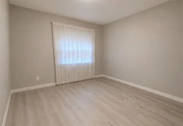 4013 Ridgemont Dr gallery image 29