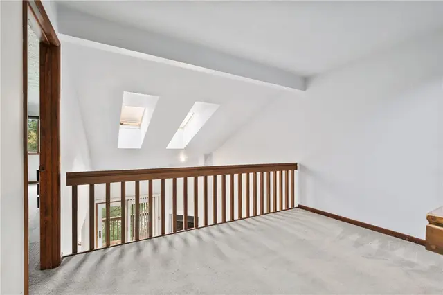 402 Forest Edge Ct gallery image 30