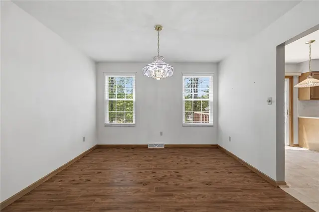 402 Monmouth Dr gallery image 30
