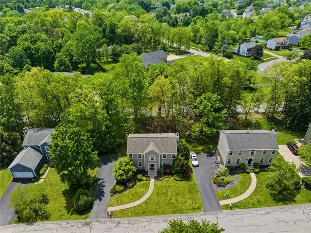 402 Monmouth Dr gallery image 41