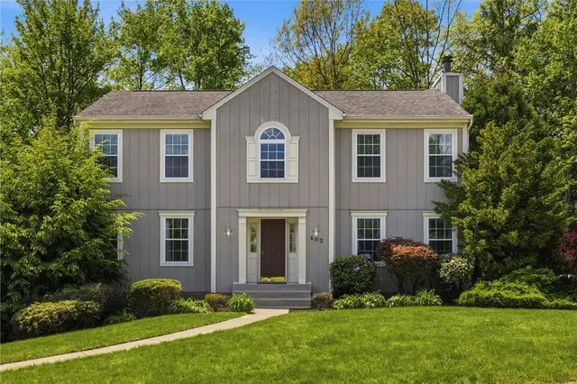 402 Monmouth Dr gallery image 43