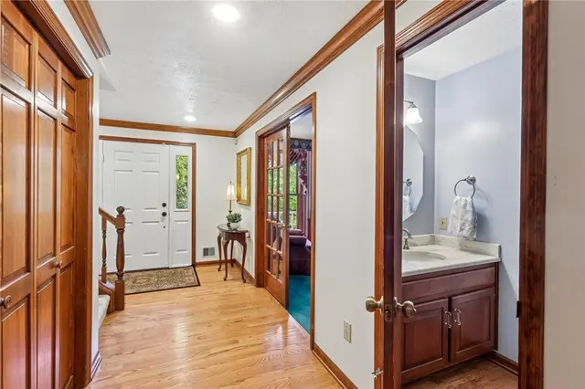 4024 Gwynedd DRIVE gallery image 7