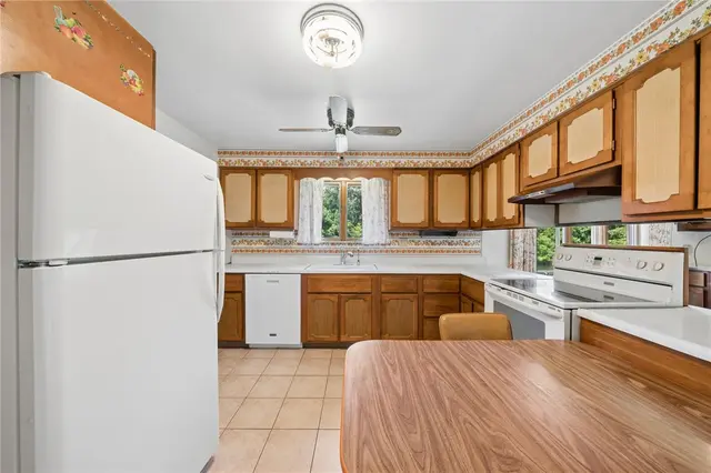 4026 Route 130 gallery image 10