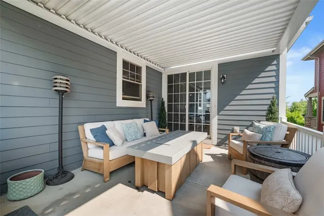 403 Cayuga Cir gallery image 6