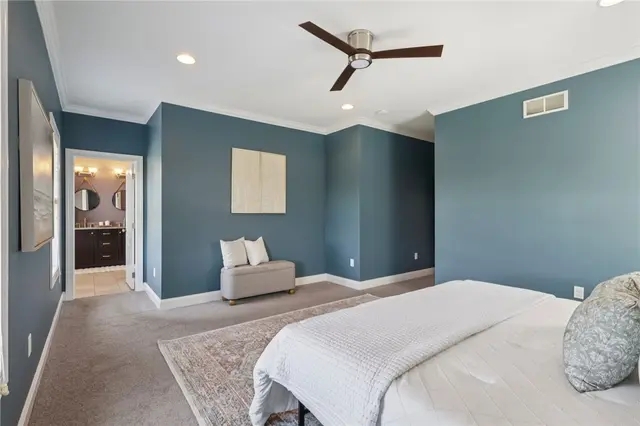403 Cayuga Cir gallery image 12