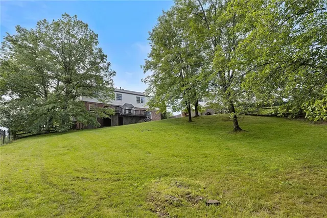 403 Lundy Court gallery image 6