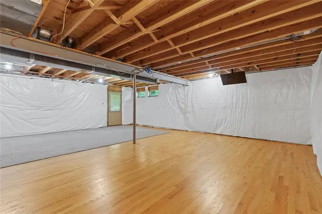 403 Lundy Court gallery image 13