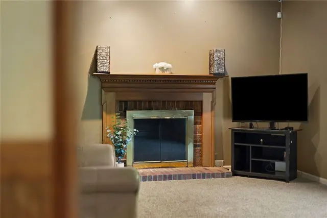 403 Lundy Court gallery image 20