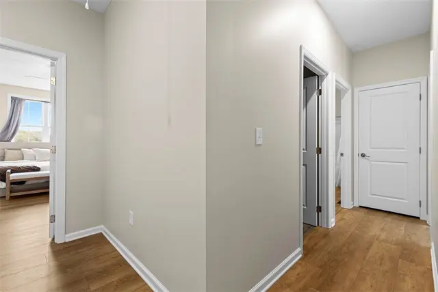 403 Walnut Ct gallery image 27