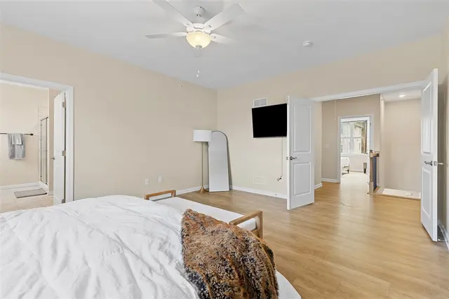 403 Walnut Ct gallery image 30