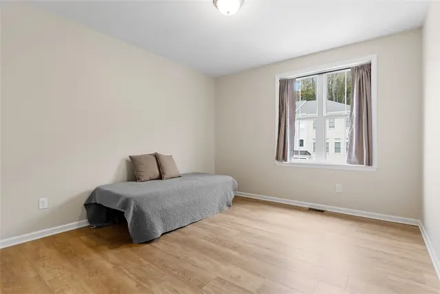 403 Walnut Ct gallery image 37