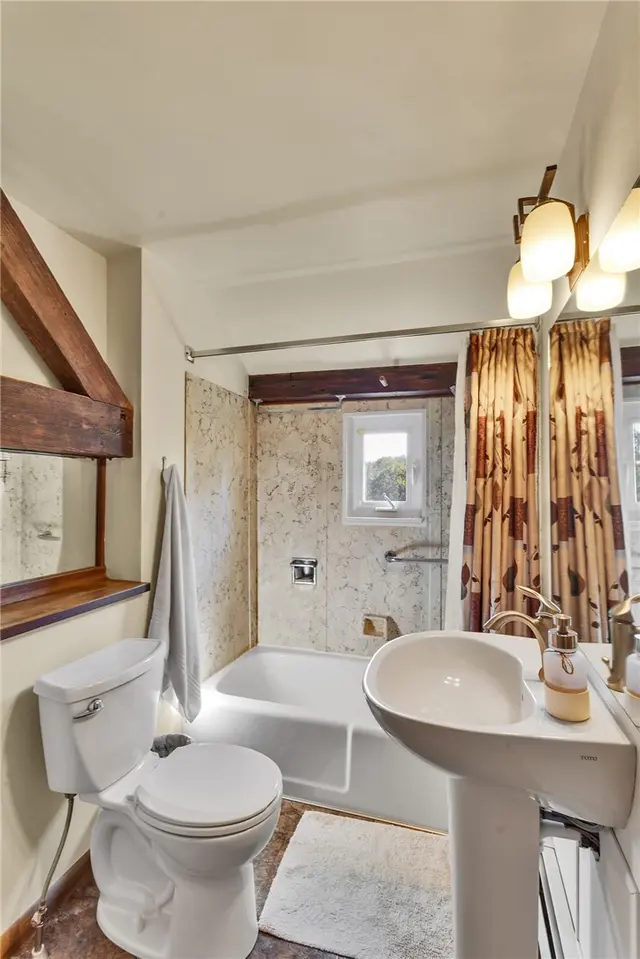 4032 Ewalt Rd gallery image 9