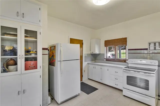 4032 Ewalt Rd gallery image 13
