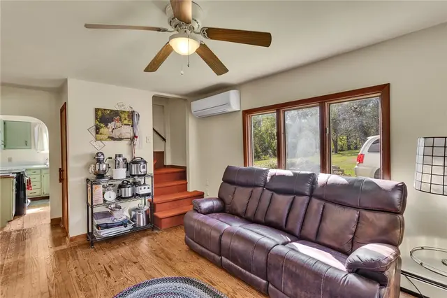 4032 Ewalt Rd gallery image 32