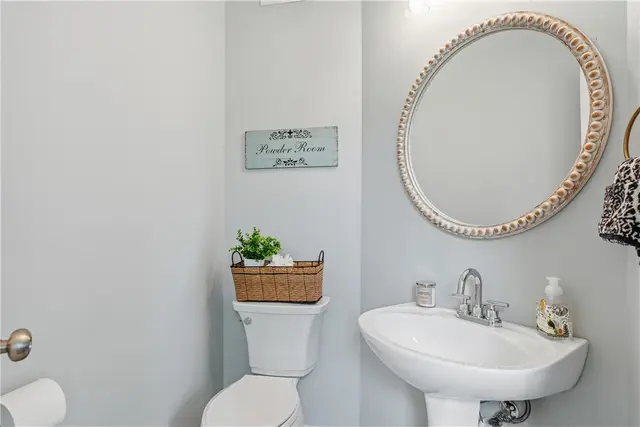 404 Fairgate Drive gallery image 15
