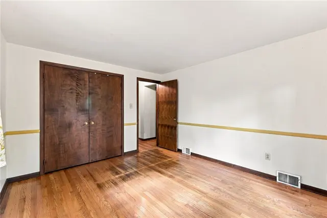 404 Mckown St gallery image 19