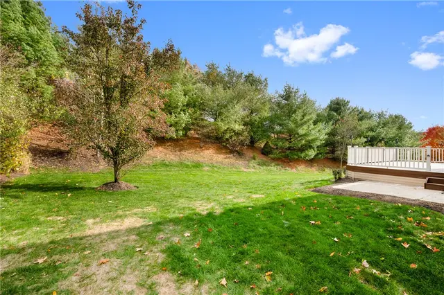 404 Minglewood Dr gallery image 7