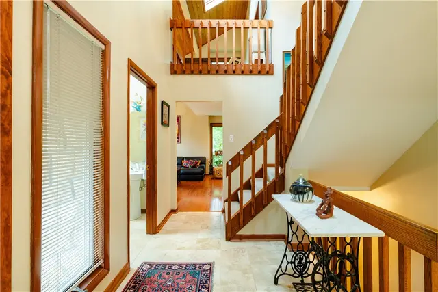404 Pine Villa Dr gallery image 38