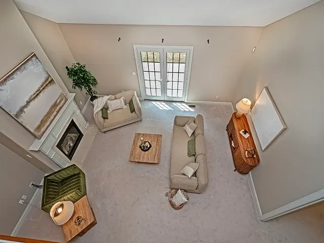 404 Torrey Pine Dr gallery image 16