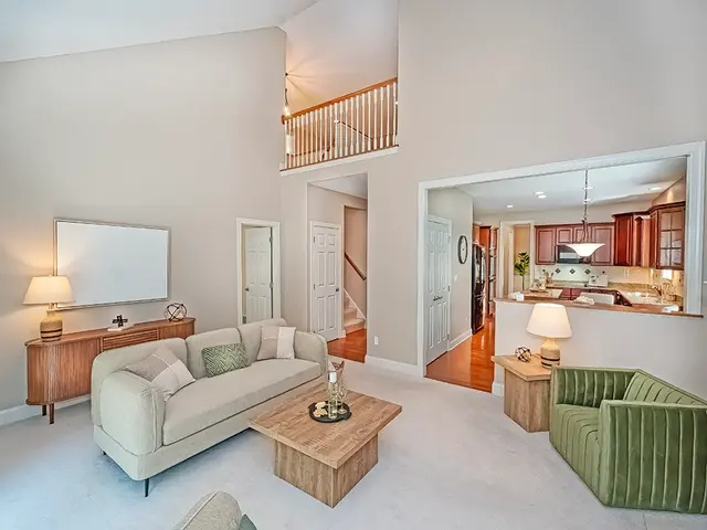 404 Torrey Pine Dr gallery image 26