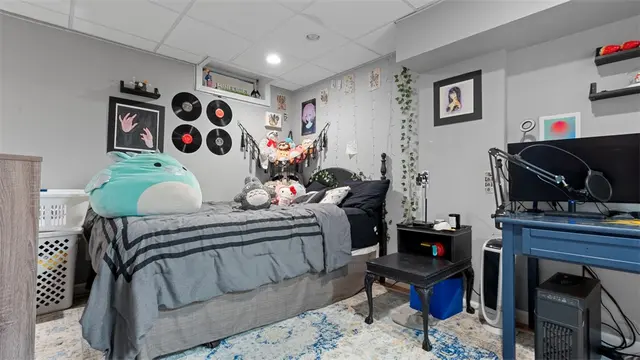 405 Hastings Dr gallery image 9