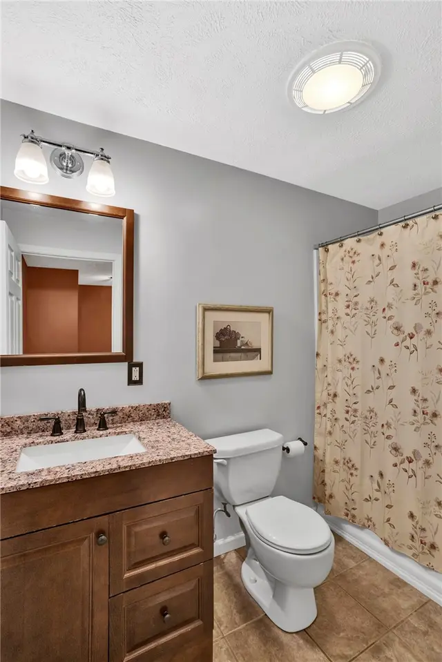 405 Mallard Dr gallery image 34