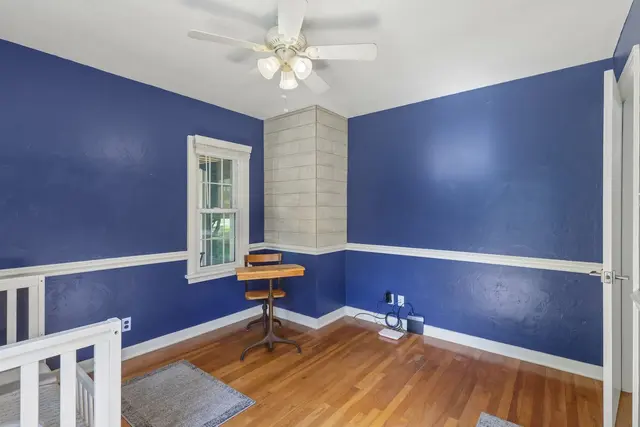 405 Vineyard DRIVE gallery image 18