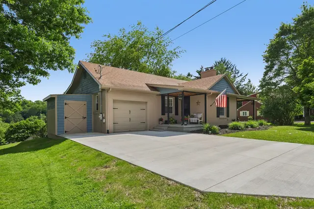405 Vineyard DRIVE gallery image 20