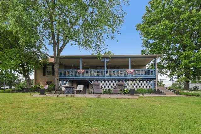 405 Vineyard DRIVE gallery image 40