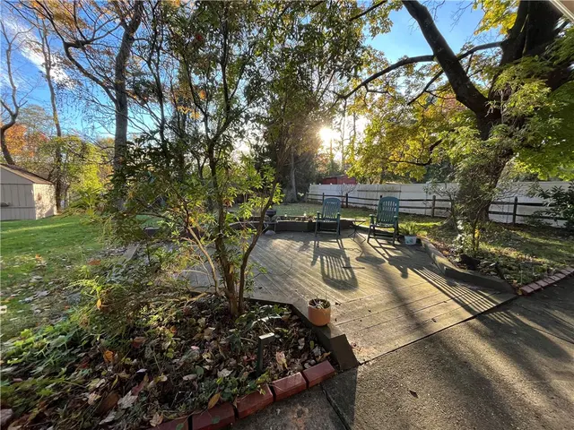 4054 Clarkland Ave gallery image 6
