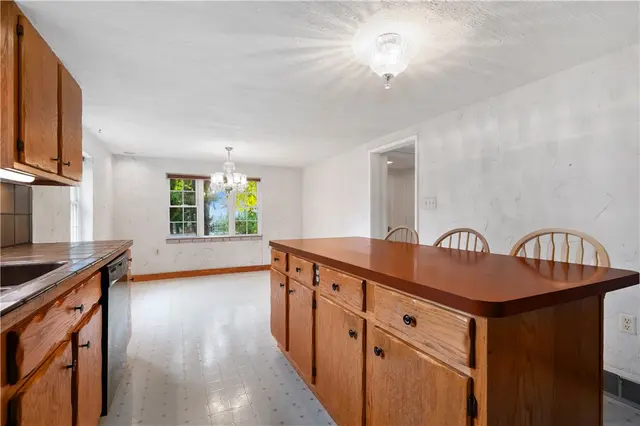 4054 Clarkland Ave gallery image 26
