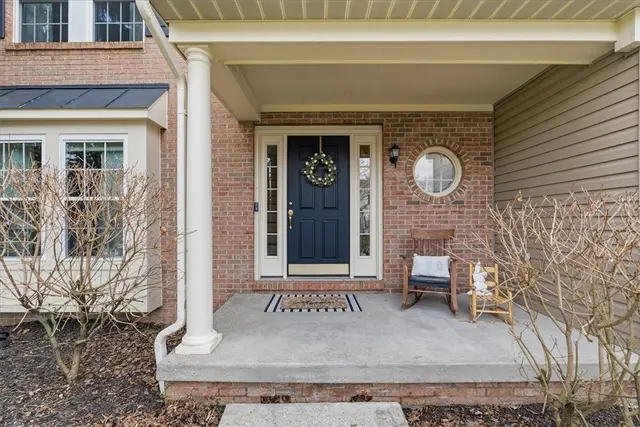 406 Arbor Dr gallery image 2