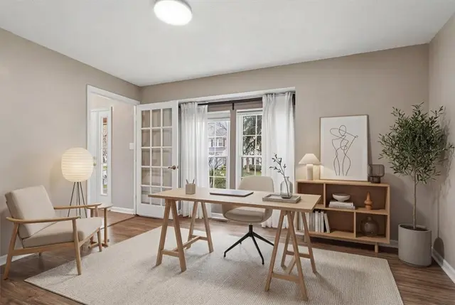 406 Arbor Dr gallery image 9
