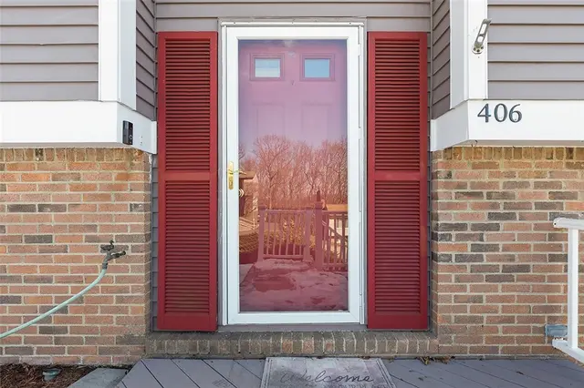 406 Blaze Dr gallery image 14