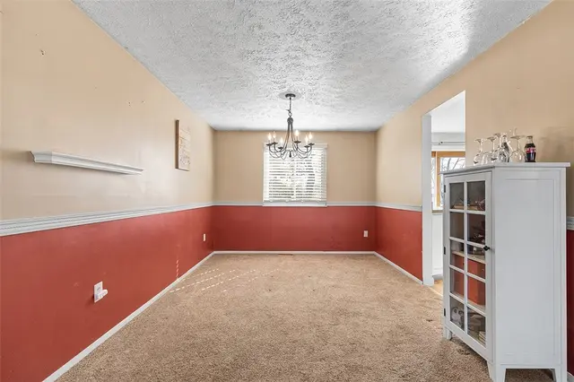 406 Blaze Dr gallery image 17