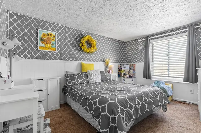 406 Blaze Dr gallery image 22
