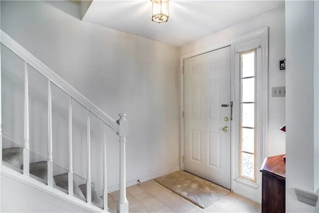 406 Cottingham Court gallery image 12
