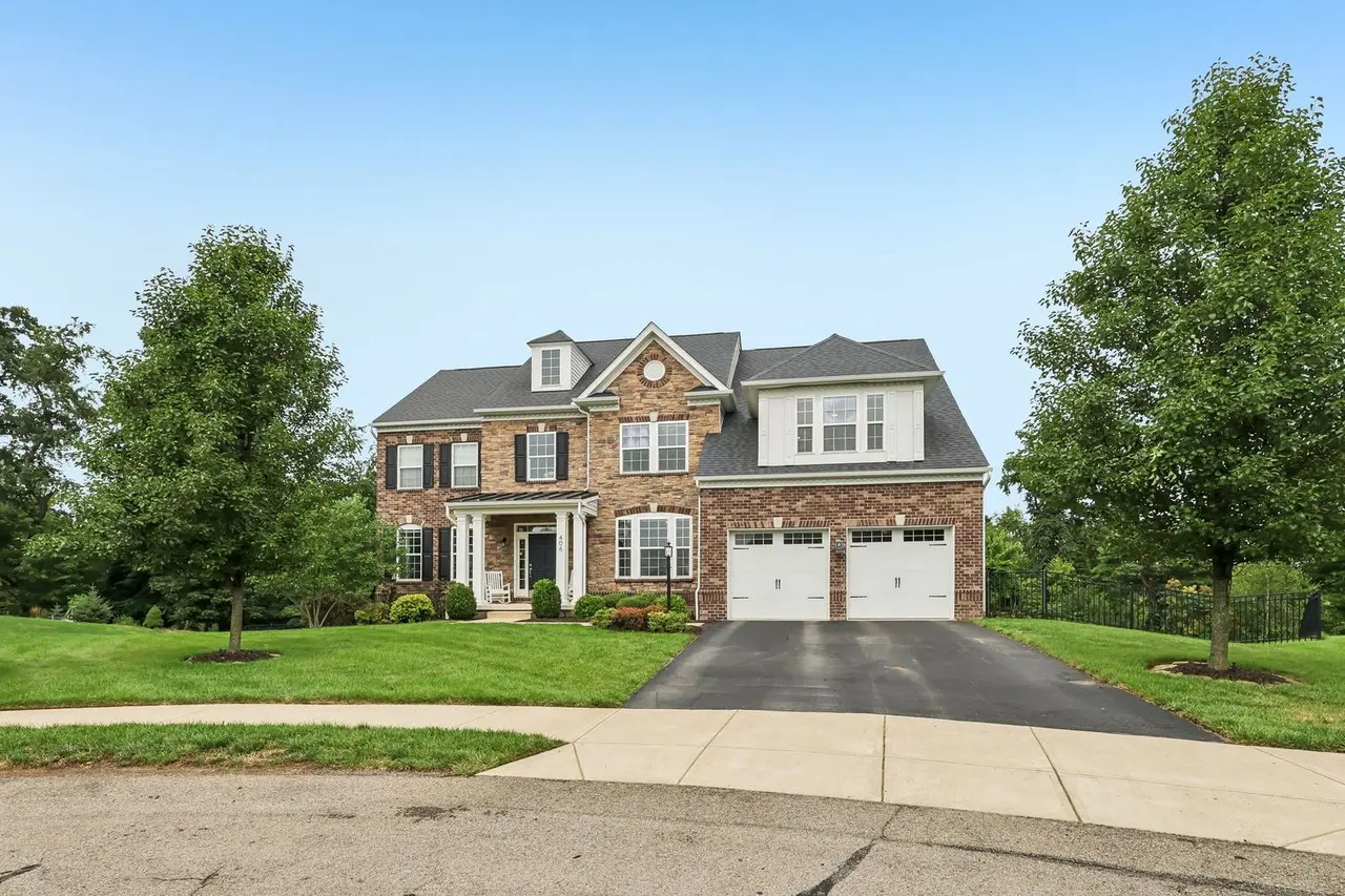 406 Magnolia COURT