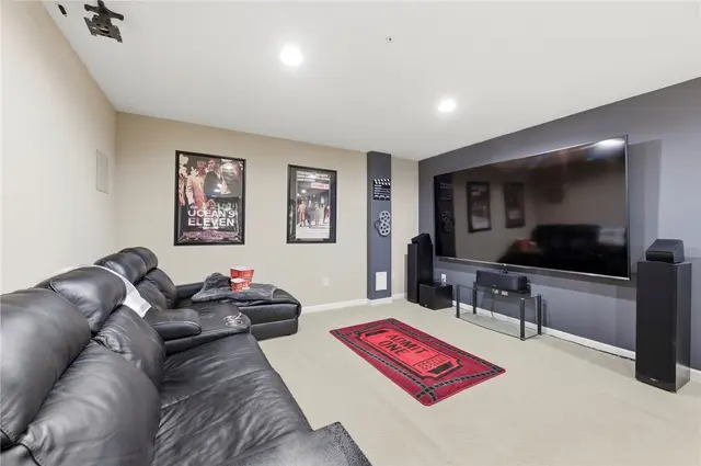 406 Rosecliff Rd gallery image 11
