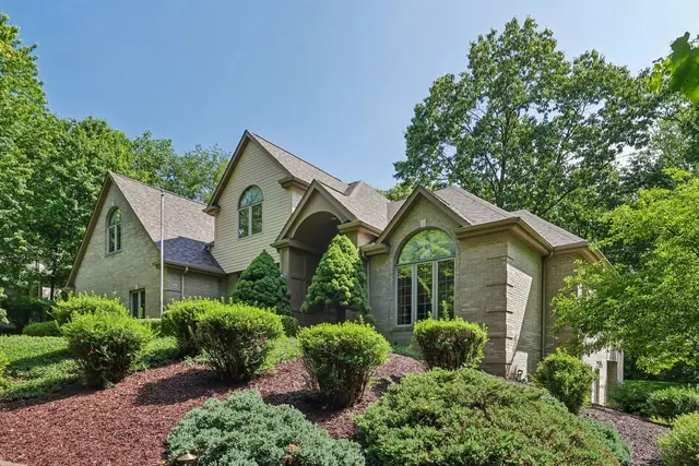 406 Settlers Village Circle
