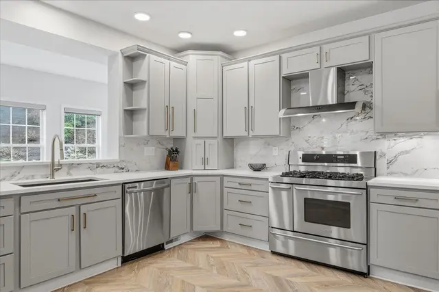 4066 Jupiter Drive gallery image 12