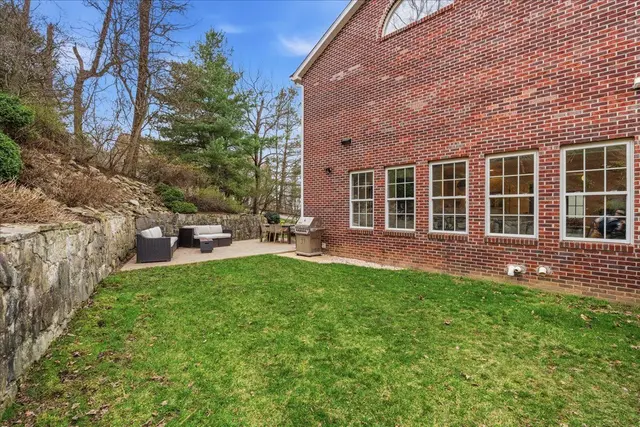 4066 Jupiter Drive gallery image 34