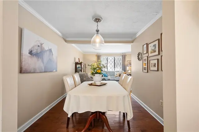 407 Sewickley Heights Dr gallery image 13