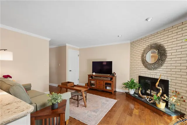 407 Sewickley Heights Dr gallery image 15