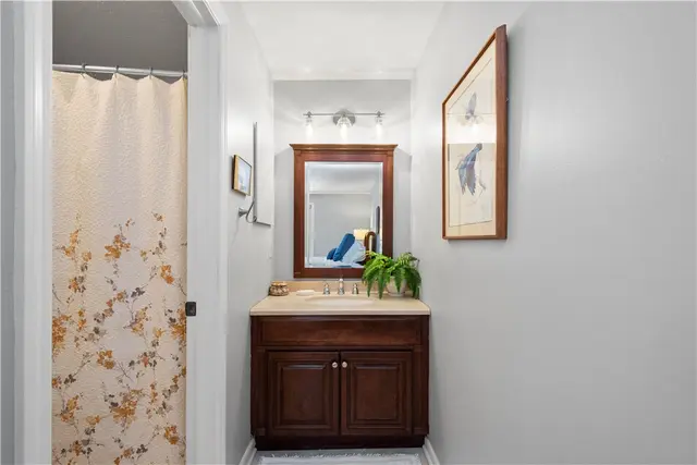 407 Sewickley Heights Dr gallery image 24