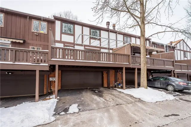 407 Sewickley Heights Dr gallery image 30