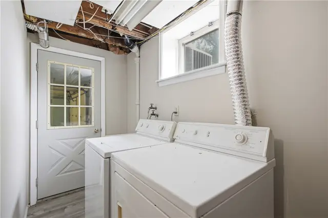 407 Vineyard Dr gallery image 30